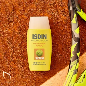 ضد آفتاب ایزدین فیوژن واتر مجیک (SPF50) مدل ALCARAZ | مناسب ورزشکاران